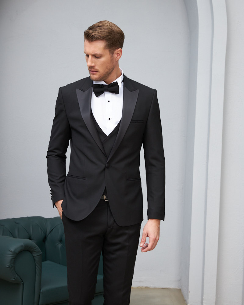 tuxedo lavish perfume