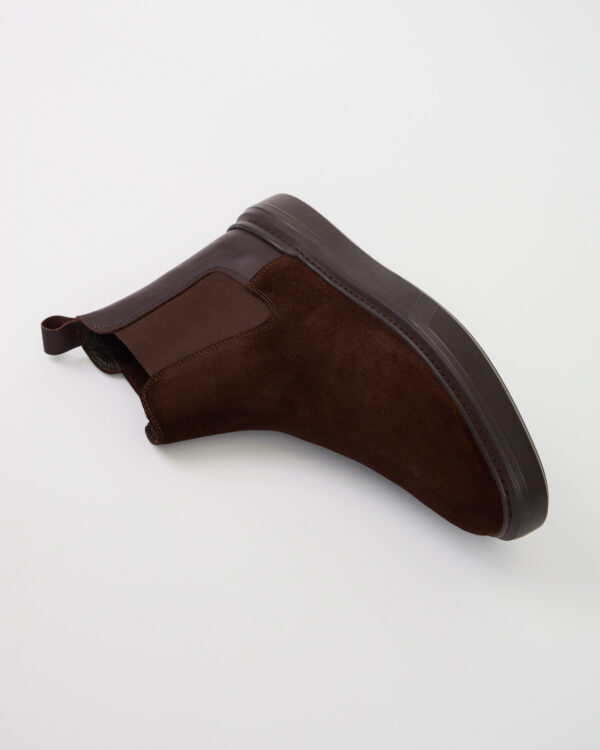 Brown Modern Chelsea Boots