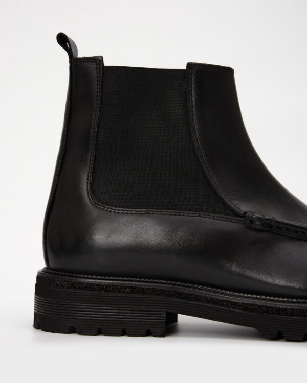 Black Moc Toe Chelsea Boots