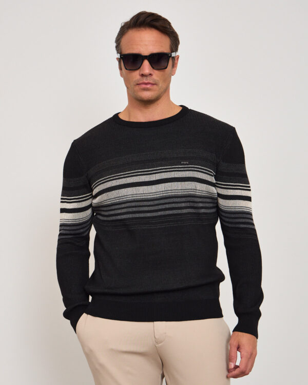 Black Line Design Roundneck Sweater