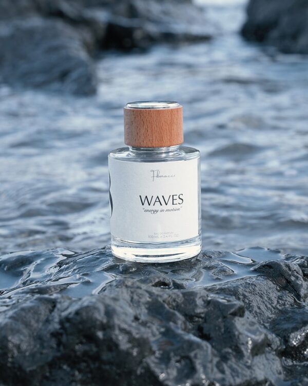 8. Waves Eau de parfum 100ML