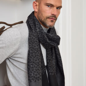 Quiet Grace Scarf