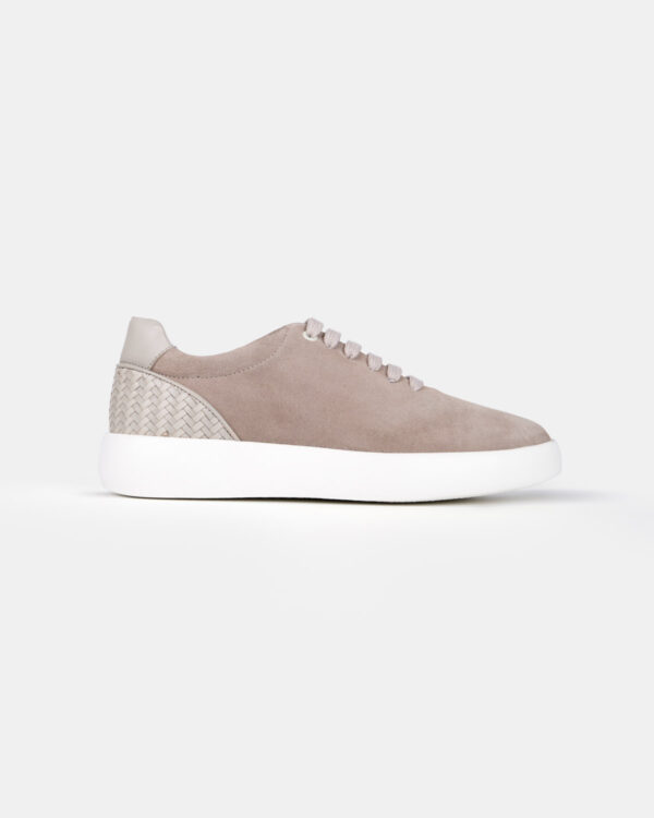 Mocha Elegant Step Sneakers