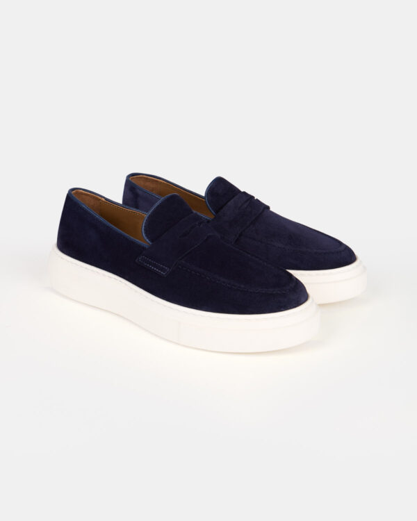 Navy Timeless Smart Loafers