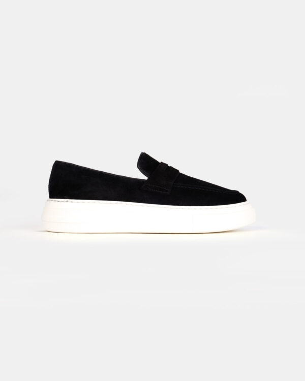 Black Timeless Smart Loafers