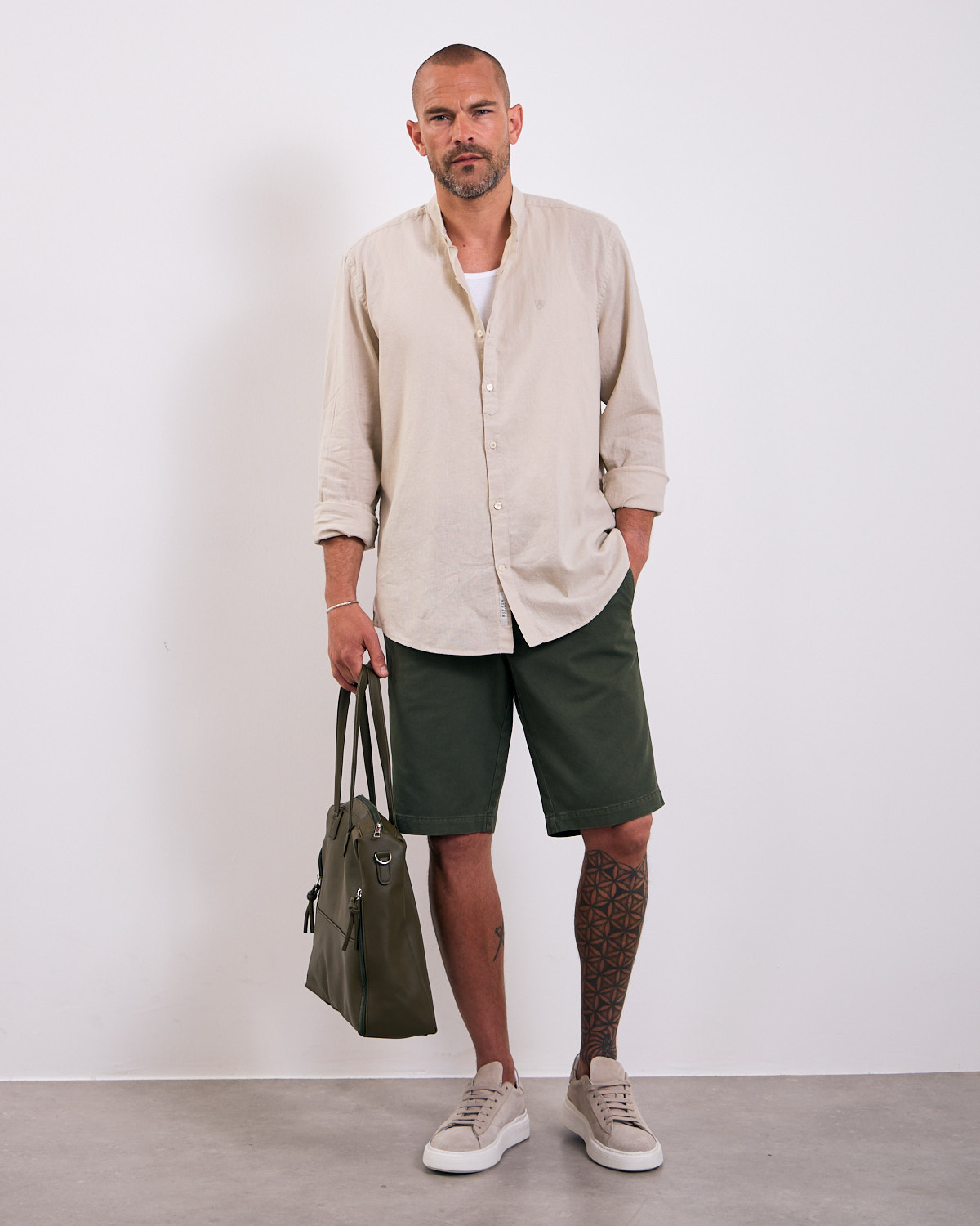 outfit100 2701831400 2701816775 old sneakers